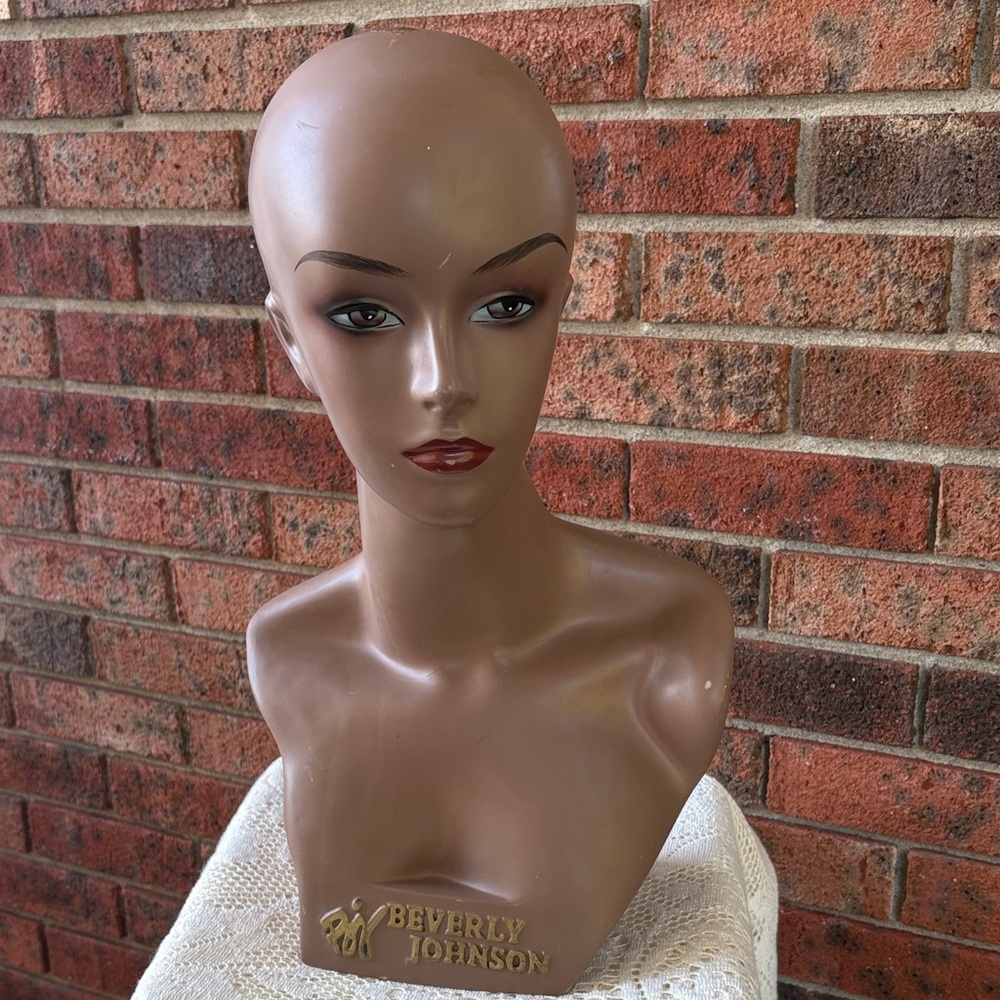Beverly Johnson Mannequin Head - image 1
